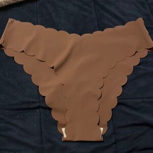 1pair bikini low cut panty never worn
